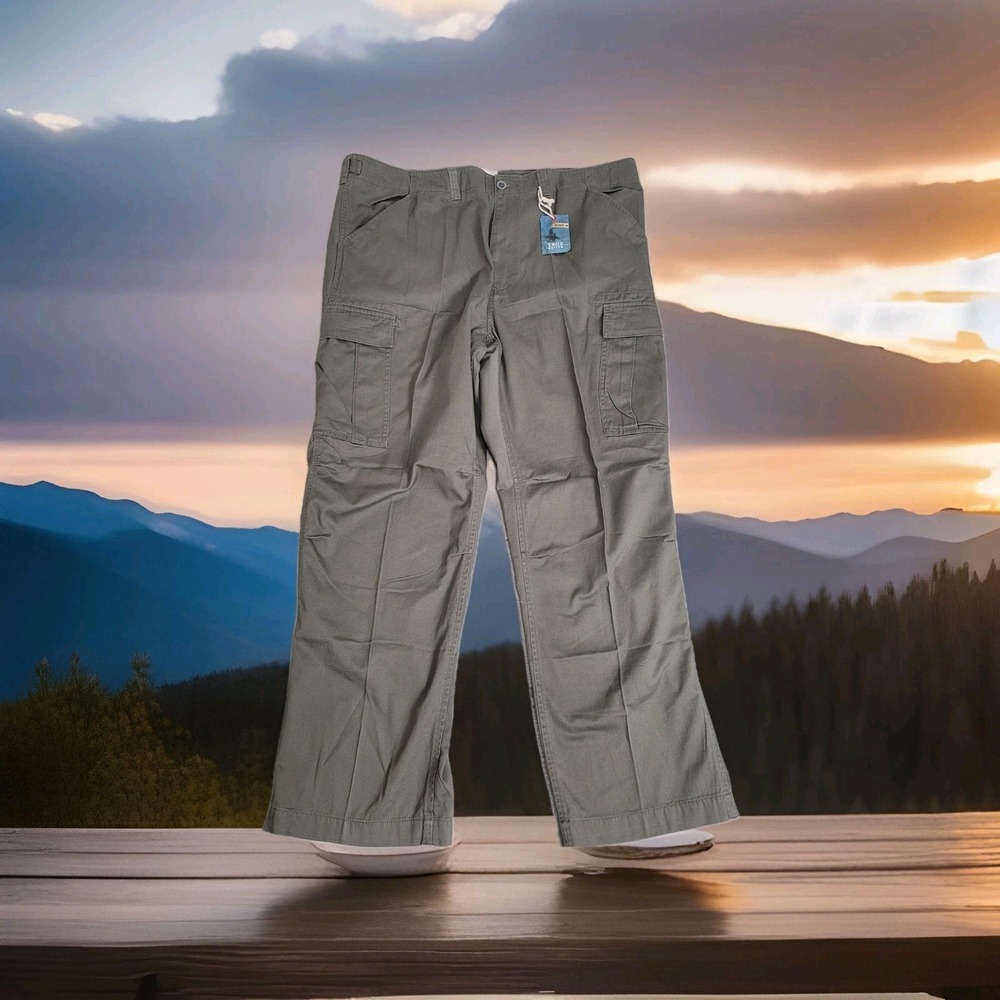 True Nation Cargo Pants Men's 44x32 Olive Green Washed "Broken In" NEW WITH TAGS
